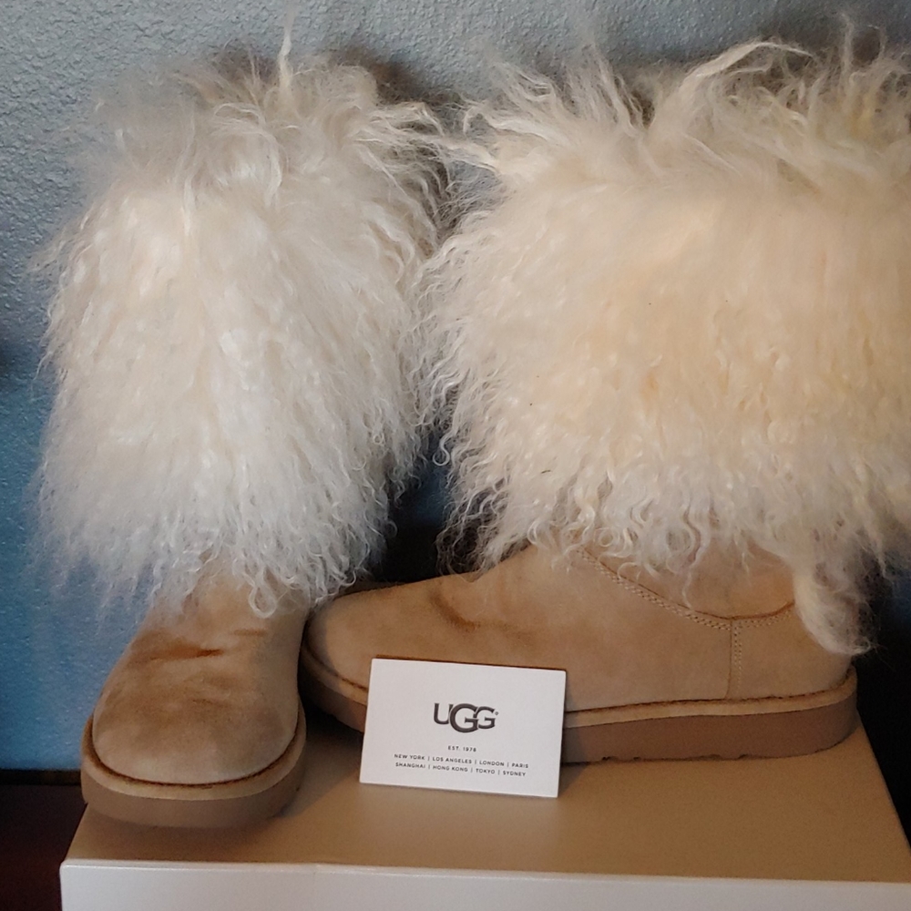 UGGs